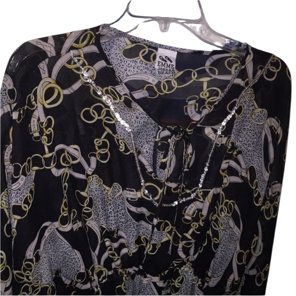 Emma Jordan Beach one size Black & Silver chain print swim coverup